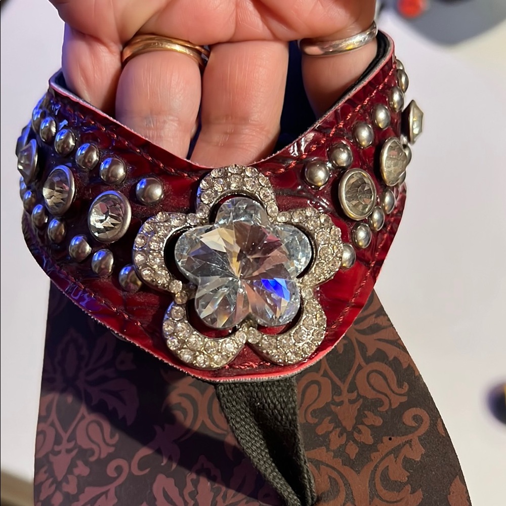 Rustic Cultures studded and embellished Red and Brown flip-flop Sandals 10 - Picture 11 of 12